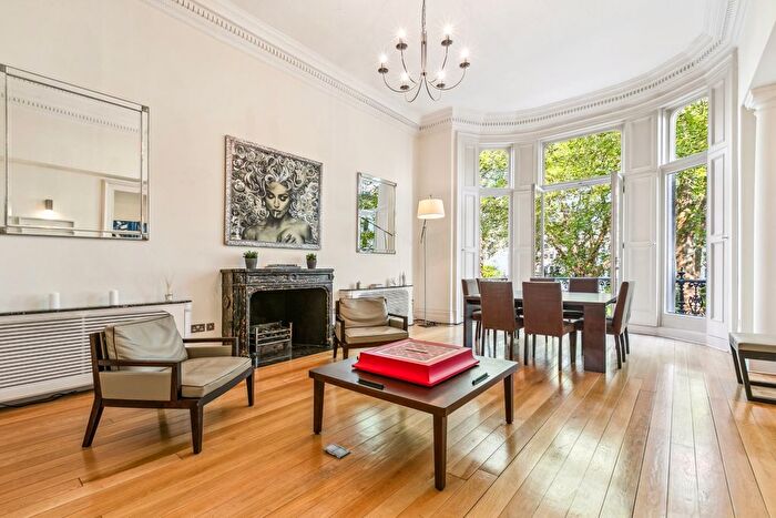 1 Bedroom Flat To Rent In Ennismore Gardens, Knightsbridge, SW7