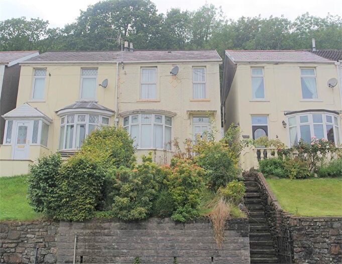 3 Bedroom Semi-Detached House For Sale In Llwydarth Road, Maesteg, CF34
