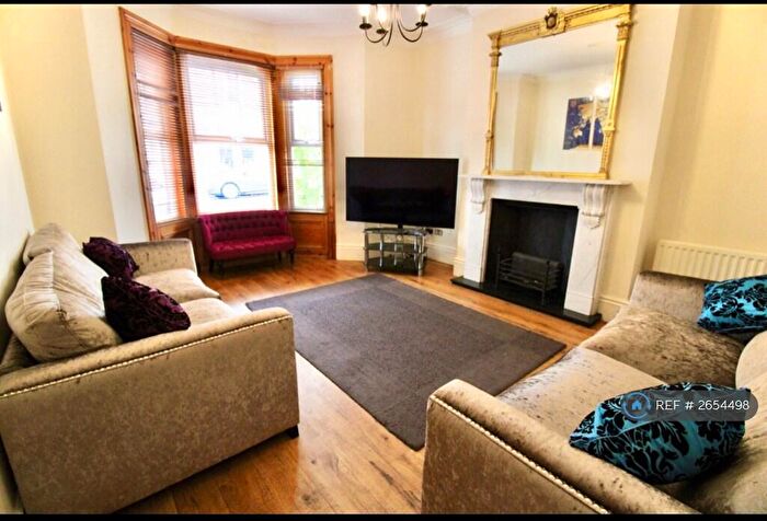 6 Bedroom Terraced House To Rent In St. Georges Terrace, Jesmond, Newcastle Upon Tyne, NE2
