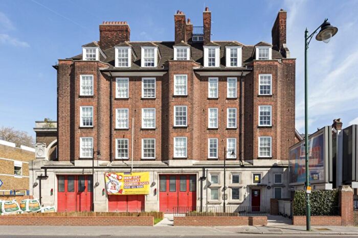 2 Bedroom Flat To Rent In Norwood Road, SE27
