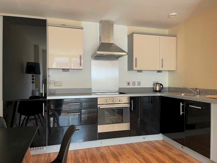 2 Bedroom Apartment To Rent In Bromsgrove Street, Birmingham, B5