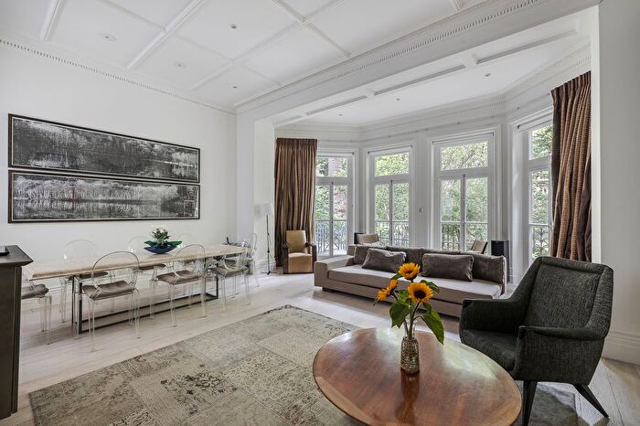 2 Bedroom Flat To Rent In Bramham Gardens, Earls Court, SW5