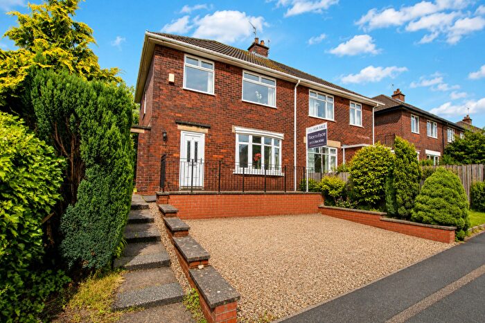 3 Bedroom Semi-Detached House For Sale In Beechwood Avenue, Littleborough, OL15