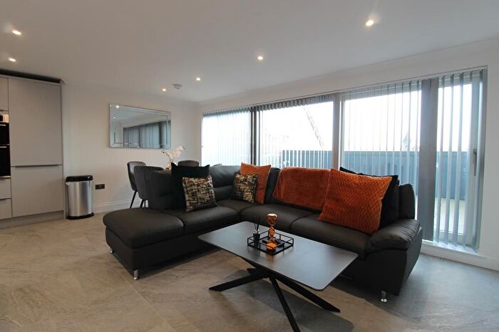 2 Bedroom Flat To Rent In The Penthouse At Hydro House, Union Street, Aberdeen, AB10