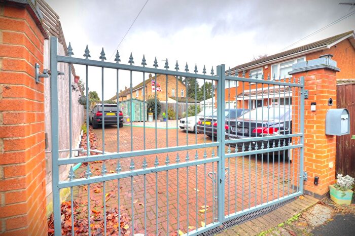 4 Bedroom Detached House For Sale In Felsted Avenue, Wisbech, PE13