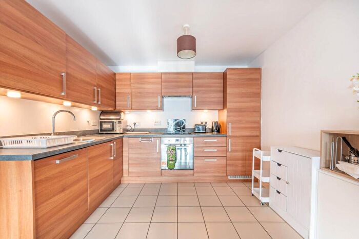 2 Bedroom Flat To Rent In Empire Way, Wembley, HA9