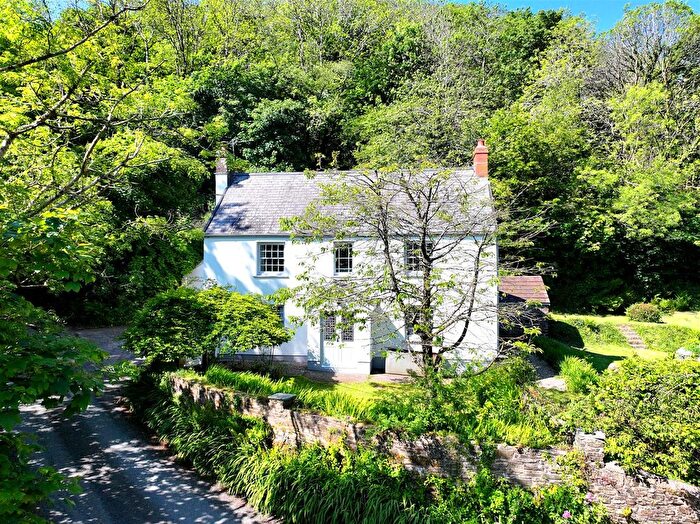 4 Bedroom Detached House For Sale In Bucks Mills, Bideford, EX39
