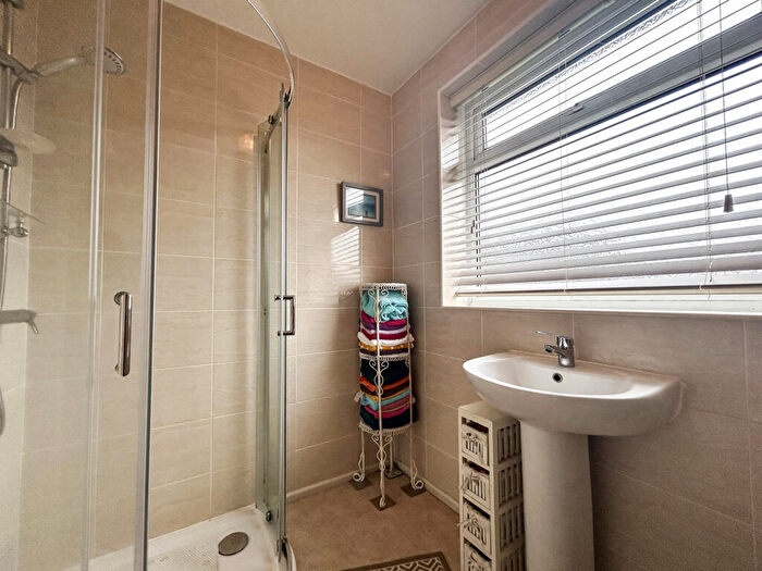 1 Bedroom Bungalow For Sale In Bottesford, DN17
