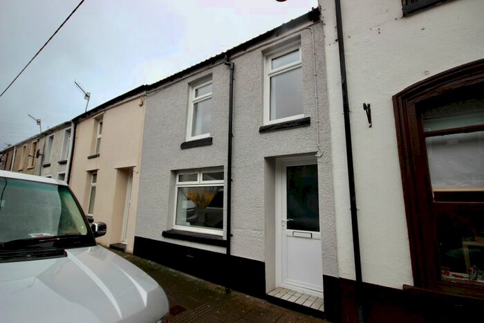 3 Bedroom Terraced House To Rent In Brynmair Road, Aberdare, CF44