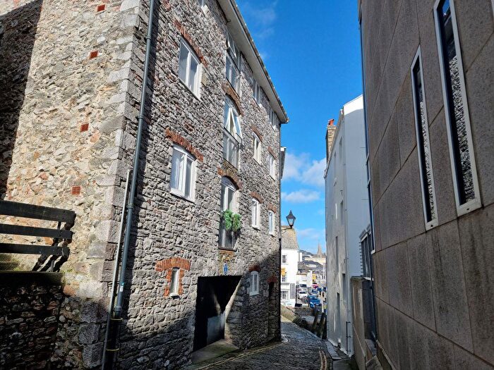 2 Bedroom Flat To Rent In New Street, The Barbican, Plymouth, PL1