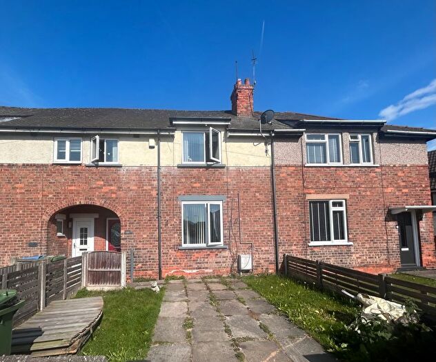 3 Bedroom Terraced House To Rent In Waterslack Road, Bircotes, Doncaster, DN11