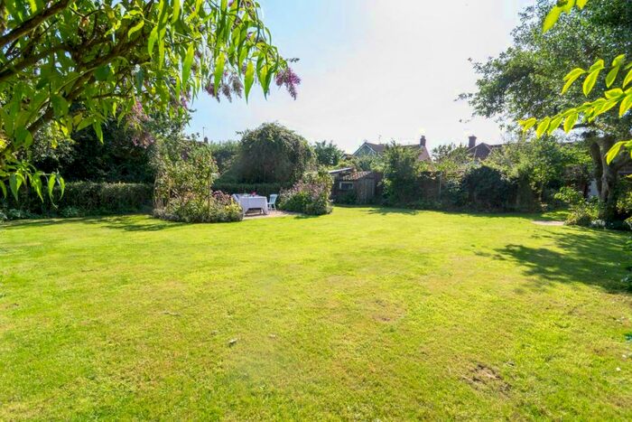 4 Bedroom Detached House For Sale In The Street, Helhoughton, NR21