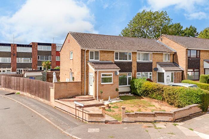 3 Bedroom End Of Terrace House For Sale In Medina Road, Corby, NN17