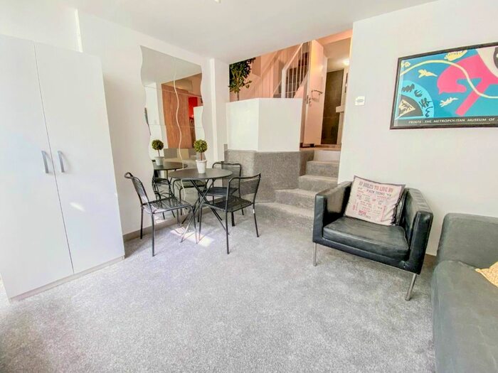 Studio To Rent In Highgate, N6