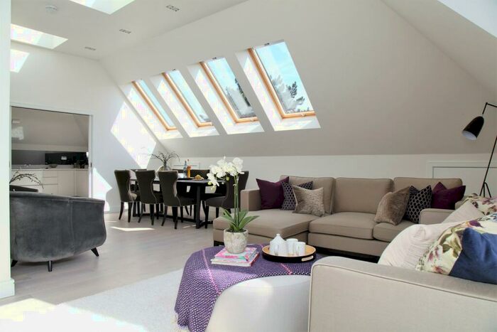 3 Bedroom Flat To Rent In Miramar Lodge, Tenterden Grove, Hendon, NW4