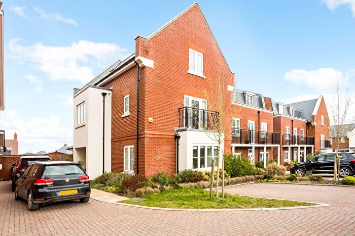 5 Bedroom Semi Detached House For Sale In Burton Avenue, Leigh, TN11