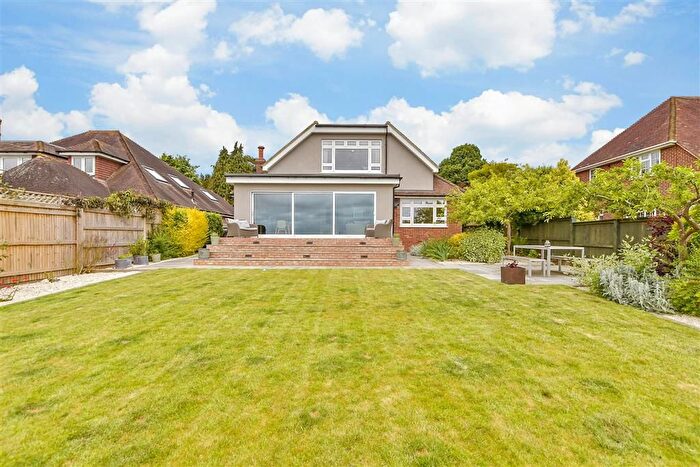 3 Bedroom Detached Bungalow For Sale In Chart Road, Sutton Valence, Maidstone, Kent, ME17