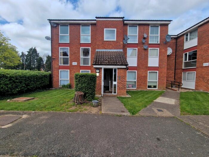 2 Bedroom Flat To Rent In Archery Close, Harrow, HA3