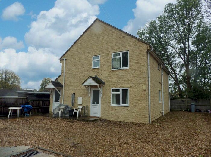 1 Bedroom Apartment To Rent In A Westfield Road, Witney, Oxfordshire, OX28