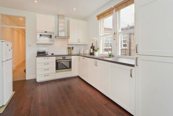 2 Bedroom Flat To Rent In Delaware Road, London, W9