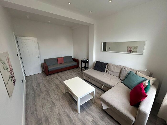 1 Bedroom Flat To Rent In Harrow Road, London, W9