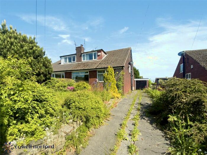 3 Bedroom Semi-Detached House For Sale In Kiln Lane, Milnrow, Rochdale, OL16