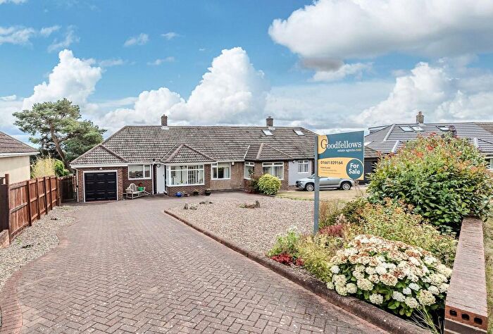 3 Bedroom Semi-detached Bungalow For Sale In Aquila Drive, Heddon-On-The-Wall, Newcastle Upon Tyne, NE15