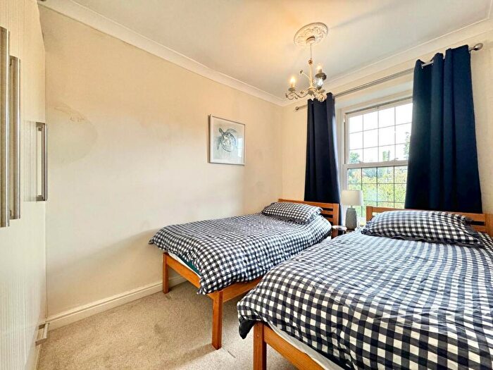 2 Bedroom Cottage For Sale In The Green, Penistone, Sheffield, S36
