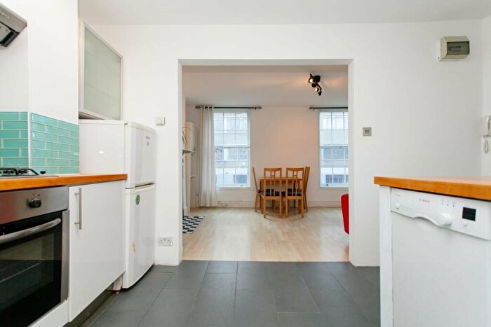 1 Bedroom Flat To Rent In Balls Pond Road, Canonbury, N1