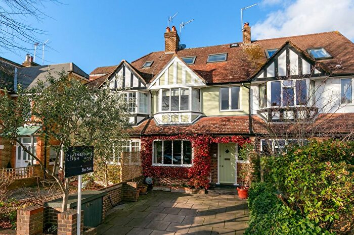 4 Bedroom Terraced House For Sale In Holmesdale Road, Teddington, Middlesex, TW11