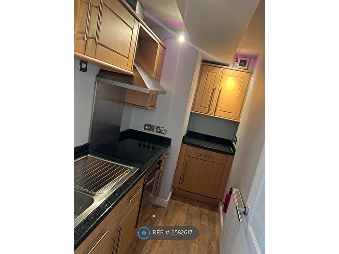 1 Bedroom Flat To Rent In The Town House, Stratford-Upon-Avon, CV37