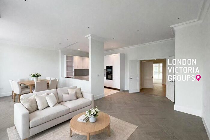 3 Bedroom Flat To Rent In Millbank Residence, Millbank, London, SW1P
