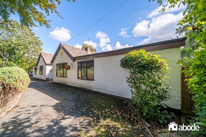 4 Bedroom Detached Bungalow For Sale In Brows Lane, Formby, Liverpool, L37