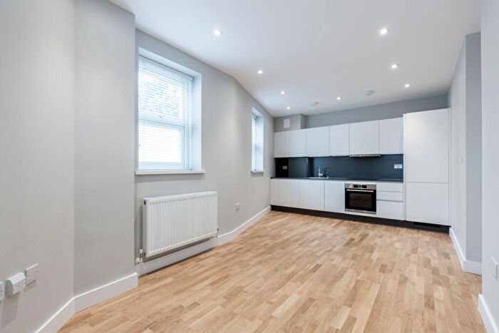 1 Bedroom Flat To Rent In Enterprise Court, EN1