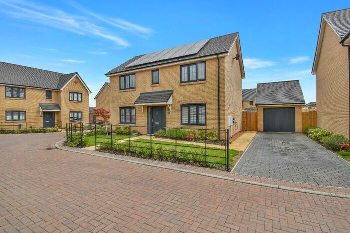4 Bedroom Detached House For Sale In King James Close, Fordham, Ely, CB7