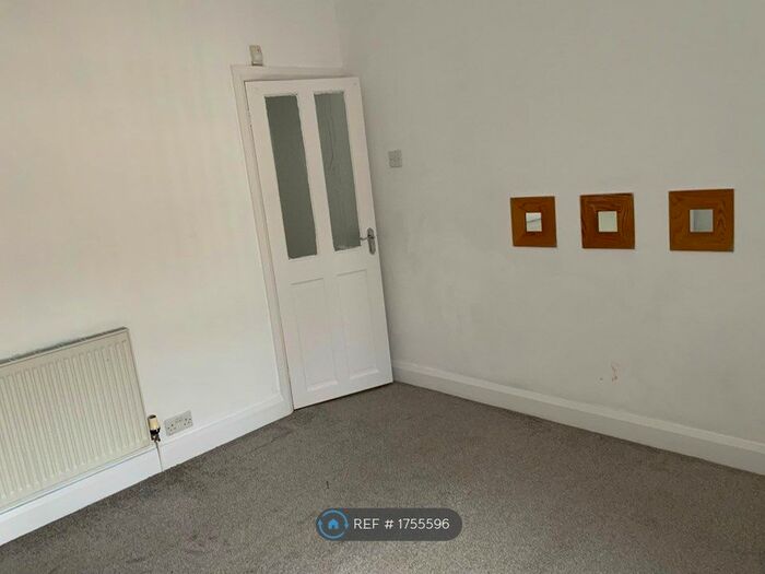 2 Bedroom Terraced House To Rent In Yelverton Road, Birkenhead, CH42
