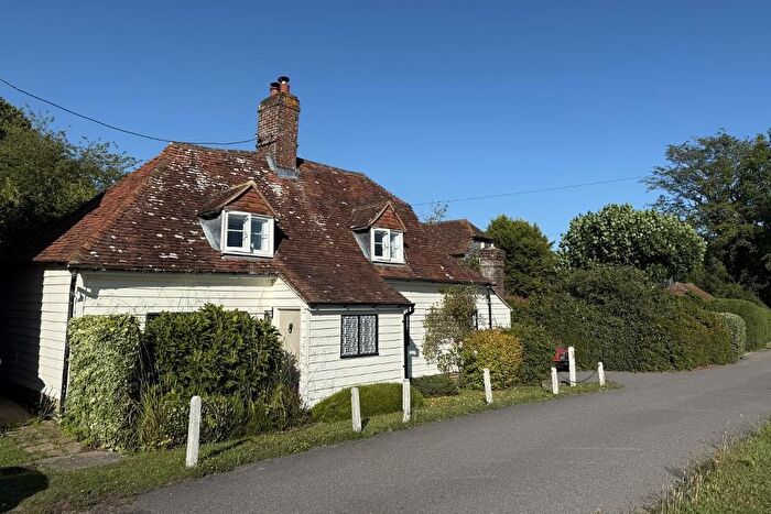 2 Bedroom Detached House For Sale In Mill Street, Iden Green, Kent, TN17