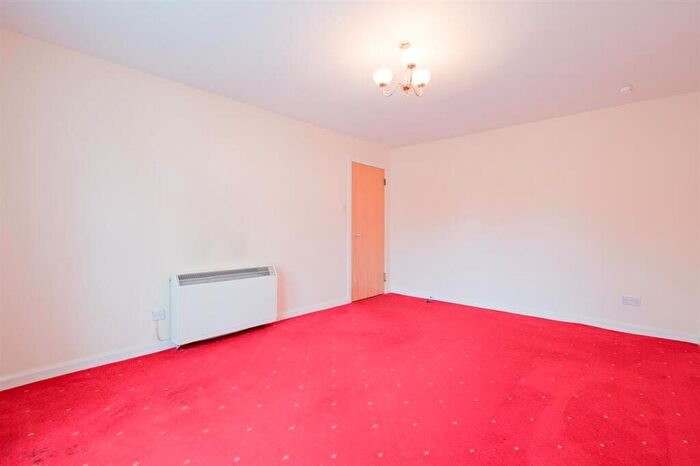 2 Bedroom Apartment For Sale In The Ward, Strathaven, ML10