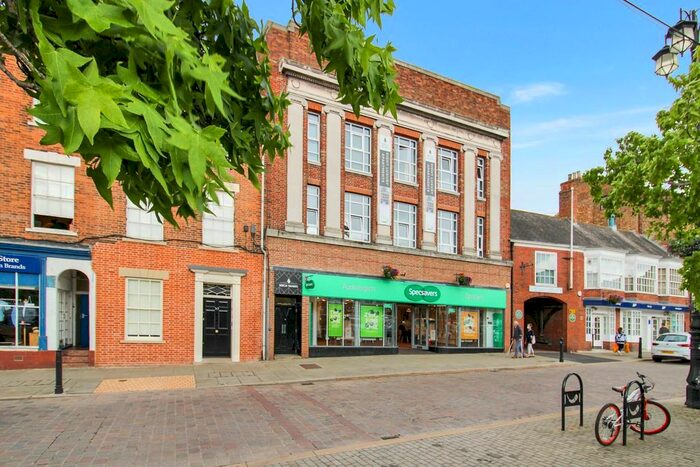 1 Bedroom Flat To Rent In Market Place West, Ripon, HG4
