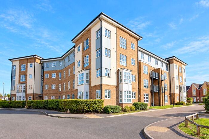 2 Bedroom Apartment For Sale In Gwendoline Buck Drive, Aylesbury, HP21