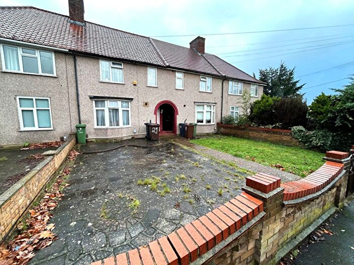 2 Bedroom Terraced House For Sale In Ayloffe Road, Dagenham, RM9