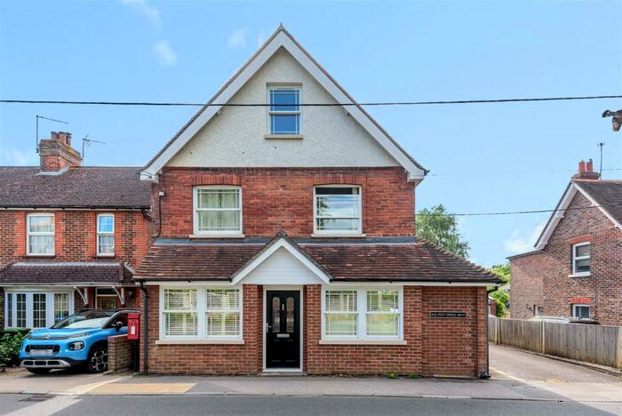 1 Bedroom Flat To Rent In Forest Road, Liss, GU33