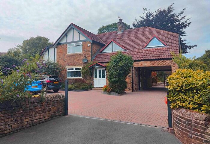 4 Bedroom Detached House For Sale In Whispering Spinney, Beechwood Road, Halifax, HX2