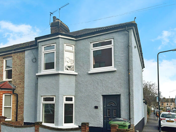 4 Bedroom End Of Terrace House To Rent In Pretoria Avenue, London, E17