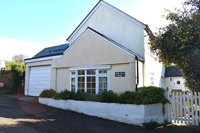 3 Bedroom Semi-Detached House For Sale In Perranwell Station, Truro, TR3
