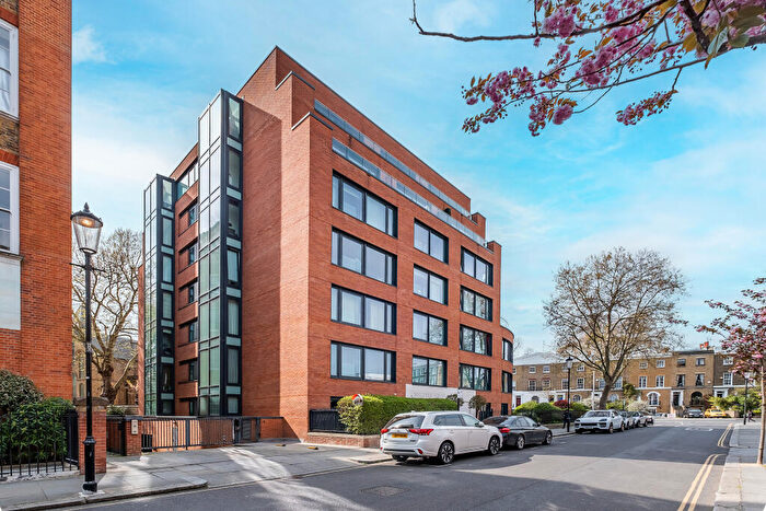 2 Bedroom Flat For Sale In Hortensia Road, London, SW10