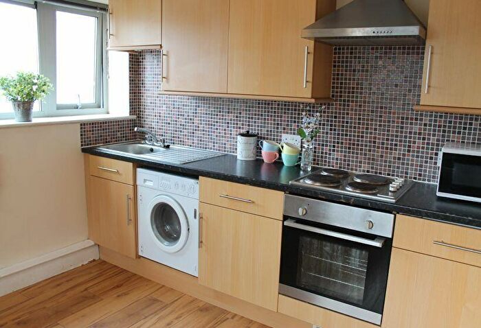 3 Bedroom Flat To Rent In -Royal House, Nottingham, NG1