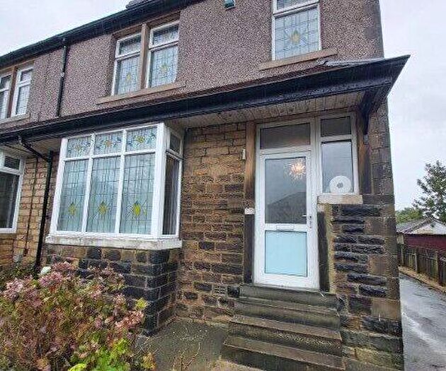 3 Bedroom Semi-Detached House To Rent In Norman Avenue, Eccleshill, Bradford, BD2