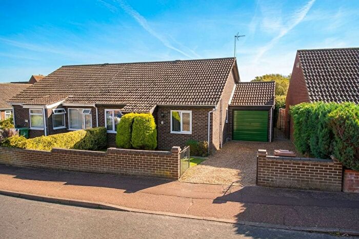 2 Bedroom Semi Detached Bungalow For Sale In Howlett Drive, Clover Hill, Norwich, NR5
