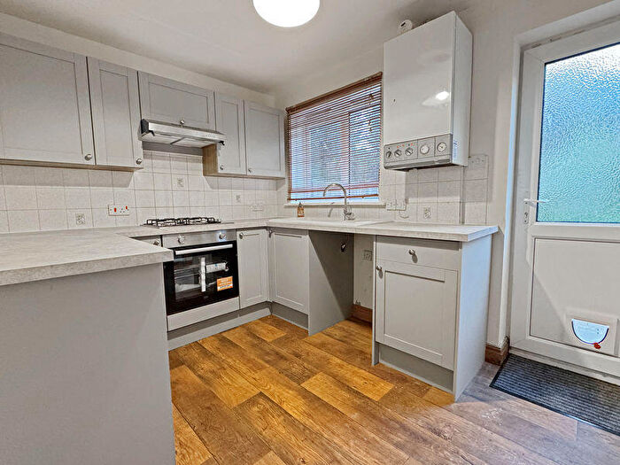 2 Bedroom Terraced House For Sale In Arctic Road, Cowes, PO31